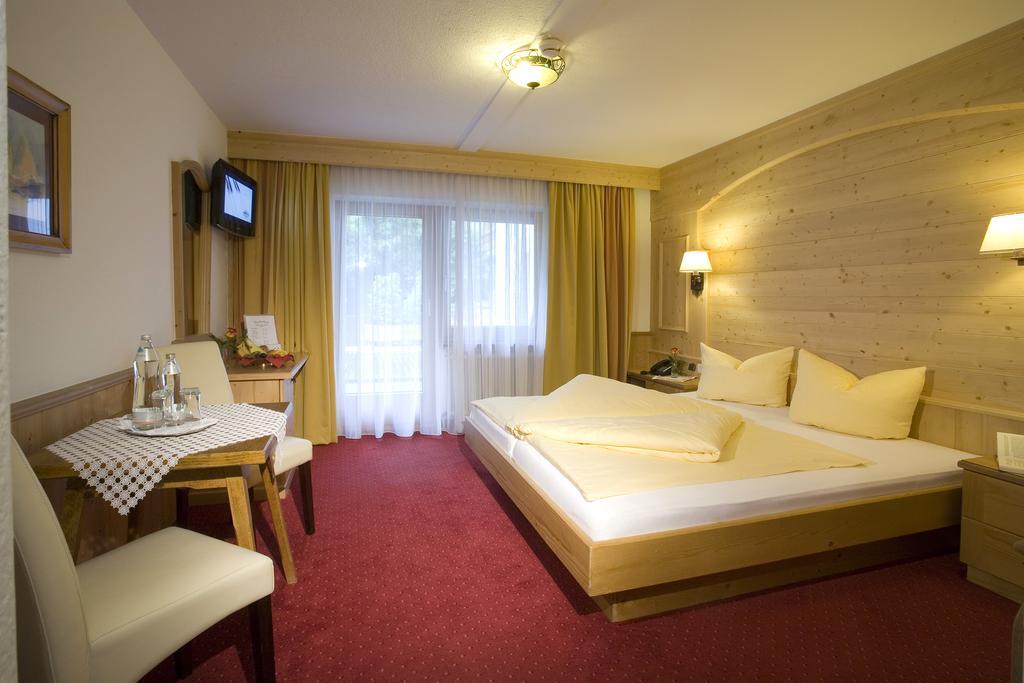 Alpenhotel Tirolerhof Gerlos Rom bilde