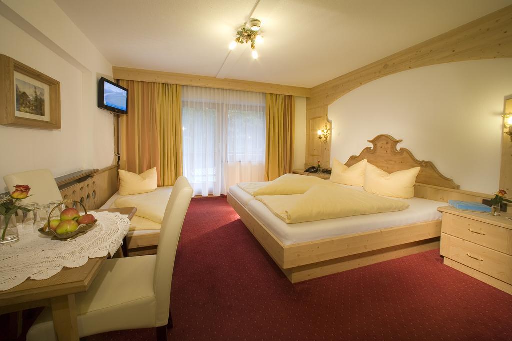 Alpenhotel Tirolerhof Gerlos Rom bilde